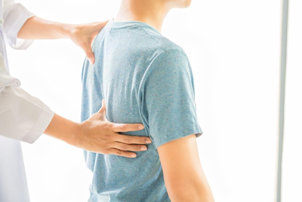 Chiropractic Treatment in Hindi